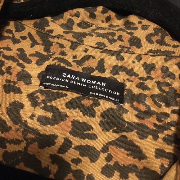 ZARA Chambray Button Front Shirt - Picture 2 of 3